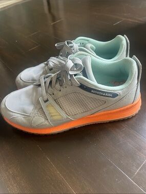 Scotch & Soda Men’s Light Gray and Orange Low-Top Sneakers